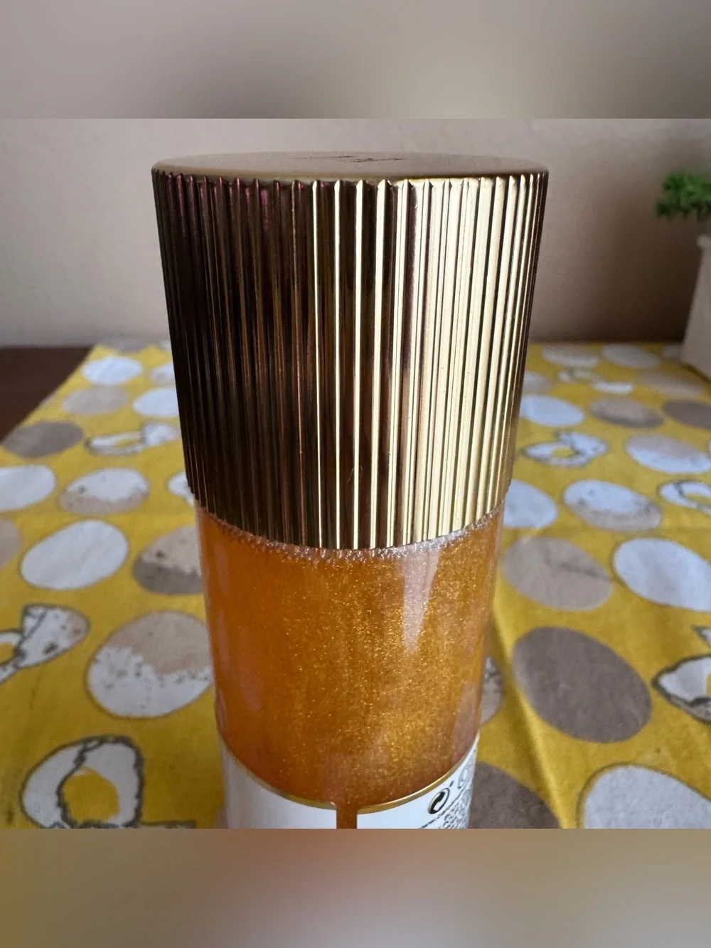 Carolina Herrera Good Girl Leg Elixer glittery gold body oil 3.4 oz